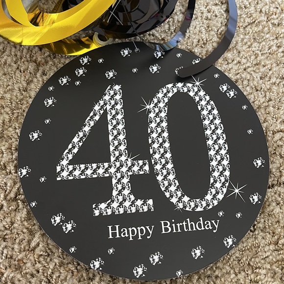 Happy 40th Birthday Banner Party Decoration Kit - Picture 4 of 6